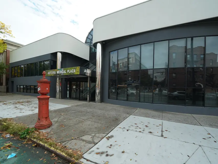 27-47 Crescent Street, Astoria, NY 11102